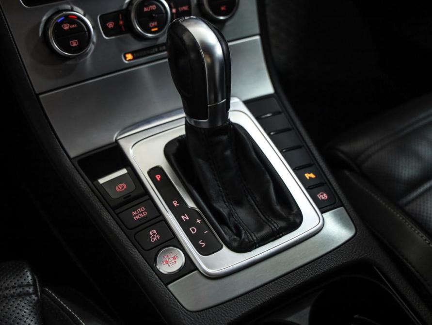 Volkswagen Passat CC I Рестайлинг Санкт-Петербург  - изображение 17