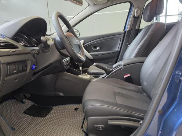 Renault Fluence I с пробегом 2012 года, цена 699 000 рублей, 256837 км, седан, Автокод Объявления