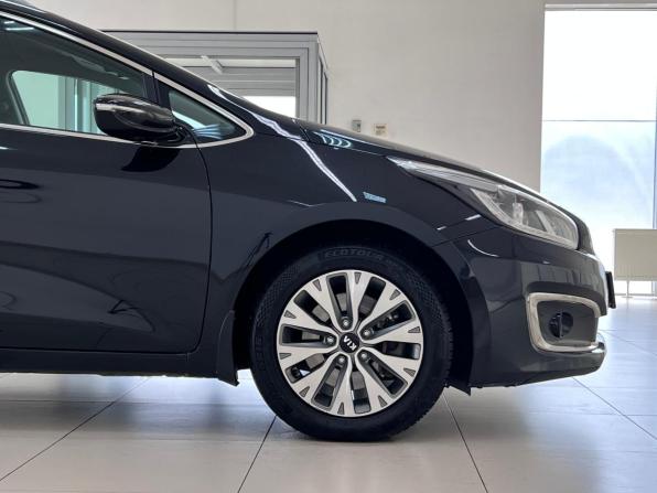 Kia Ceed II Рестайлинг с пробегом 2017 года, цена 1 390 000 рублей, 146226 км, универсал, Автокод Объявления