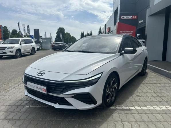 Hyundai Elantra VII (CN7) Рестайлинг с пробегом 2023 года, цена 2 575 800 рублей, 20718 км, седан, Автокод Объявления