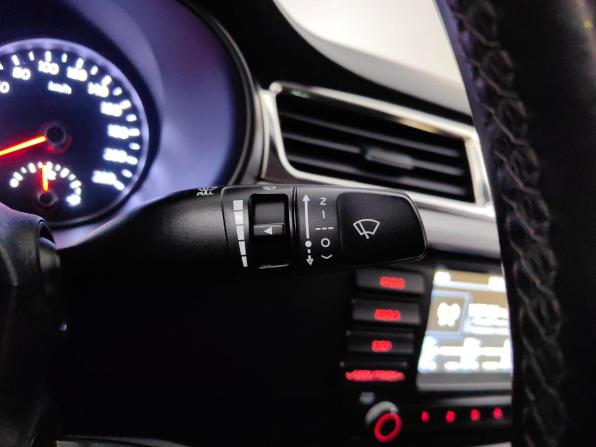 Kia Rio IV с пробегом 2019 года, цена 1 349 000 рублей, 145231 км, седан, Автокод Объявления