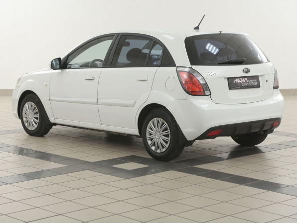 Kia Rio II Рестайлинг с пробегом 2011 года, цена 407 000 рублей, 111600 км, хэтчбек, Автокод Объявления