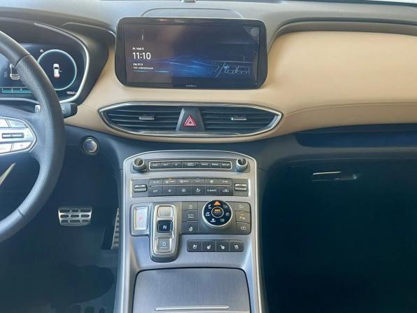 Hyundai Santa Fe IV Рестайлинг с пробегом 2022 года, цена 4 196 000 рублей, 18263 км, внедорожник, Автокод Объявления