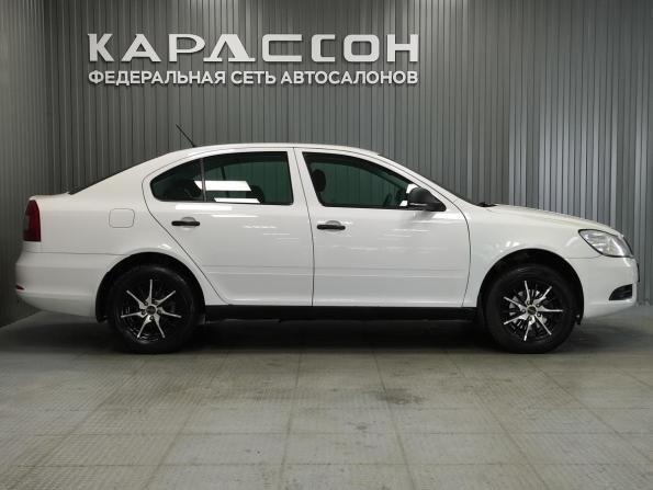 Skoda Octavia II (A5) Рестайлинг с пробегом 2011 года, цена 599 000 рублей, 232000 км, лифтбек, Автокод Объявления
