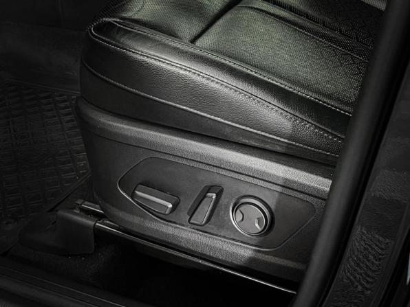 Kia Sorento IV с пробегом 2020 года, цена 3 099 000 рублей, 111421 км, внедорожник, Автокод Объявления