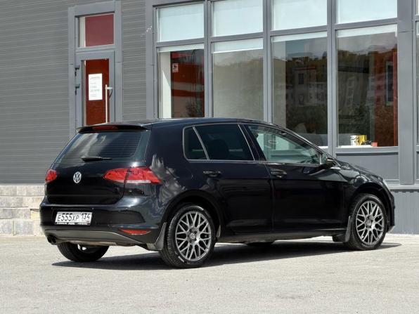 Volkswagen Golf VII с пробегом 2013 года, цена 1 390 000 рублей, 140080 км, хэтчбек, Автокод Объявления