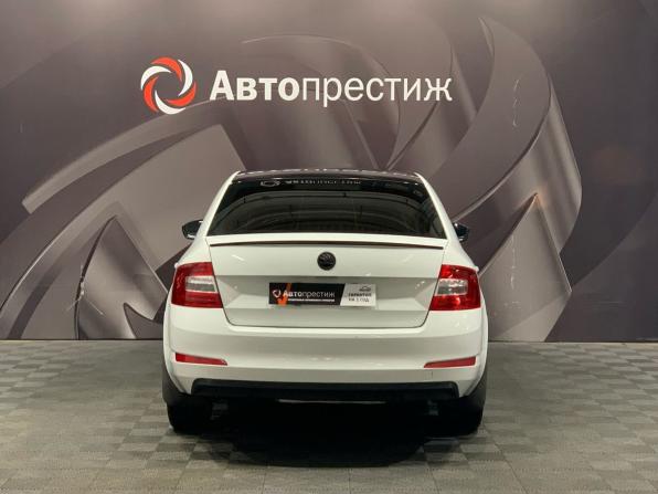 Skoda Octavia III (A7) с пробегом 2016 года, цена 915 000 рублей, 285508 км, лифтбек, Автокод Объявления