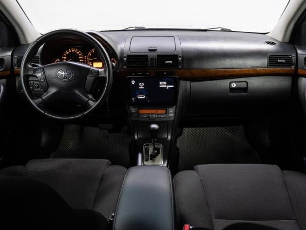 Toyota Avensis II Рестайлинг с пробегом 2008 года, цена 1 100 000 рублей, 177177 км, седан, Автокод Объявления