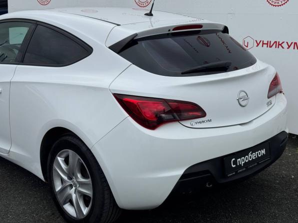 Opel Astra J Рестайлинг с пробегом 2013 года, цена 549 000 рублей, 306999 км, хэтчбек, Автокод Объявления
