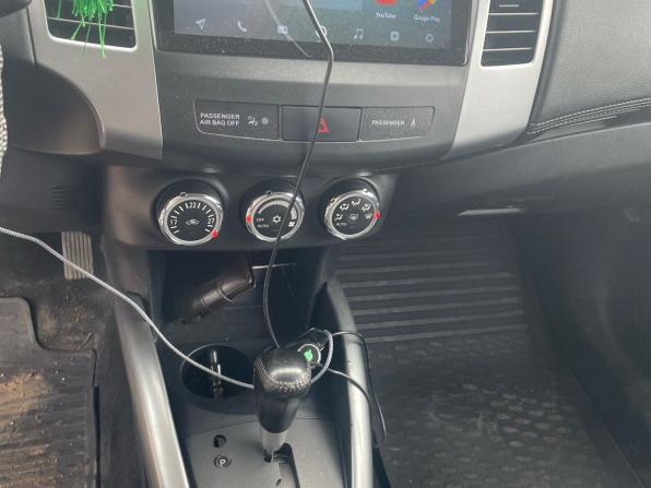 Mitsubishi Outlander II Рестайлинг с пробегом 2011 года, цена 1 250 000 рублей, 147145 км, внедорожник, Автокод Объявления