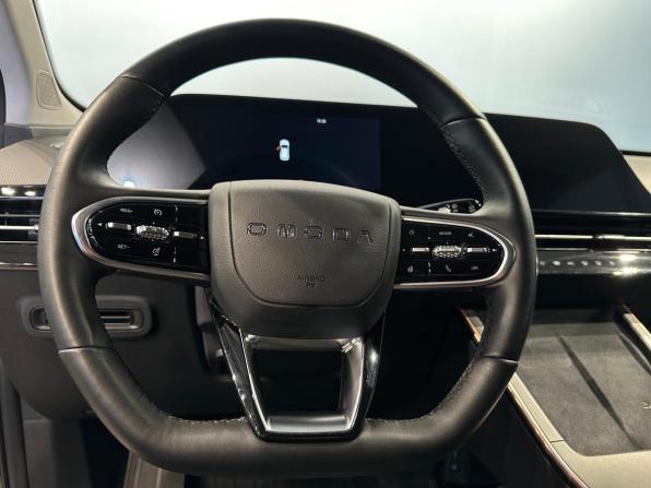 Omoda C5 I Рестайлинг с пробегом 2024 года, цена 1 759 000 рублей, 30156 км, внедорожник, Автокод Объявления