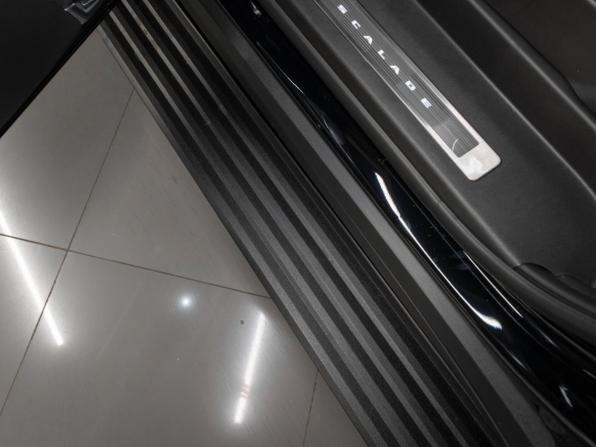 Cadillac Escalade V Рестайлинг с пробегом 2025 года, цена 20 700 000 рублей, 400 км, внедорожник, Автокод Объявления
