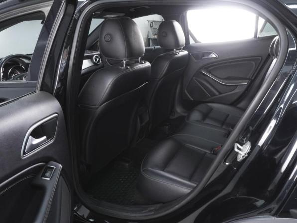 Mercedes-Benz GLA I (X156) с пробегом 2015 года, цена 1 520 000 рублей, 284364 км, внедорожник, Автокод Объявления