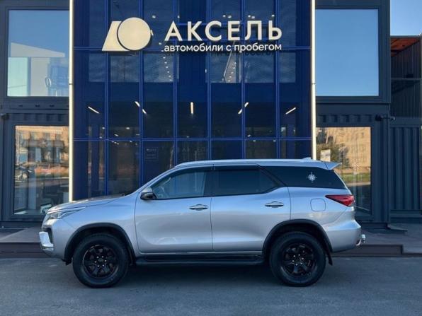 Toyota Fortuner II Рестайлинг с пробегом 2020 года, цена 2 999 000 рублей, 120000 км, внедорожник, Автокод Объявления