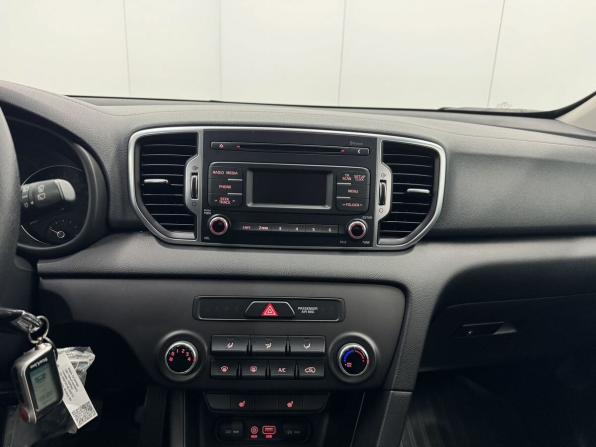 Kia Sportage IV Рестайлинг с пробегом 2018 года, цена 2 399 000 рублей, 23387 км, внедорожник, Автокод Объявления