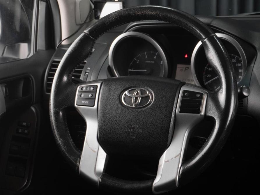 Toyota Land Cruiser Prado 150 Series Рестайлинг 1 Тюмень  - изображение 17