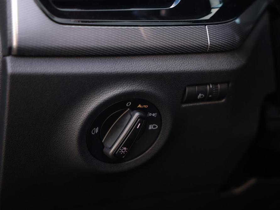 Volkswagen Polo VI Санкт-Петербург  - изображение 18