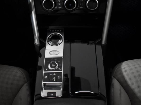 Land Rover Discovery V с пробегом 2017 года, цена 2 499 000 рублей, 177538 км, внедорожник, Автокод Объявления