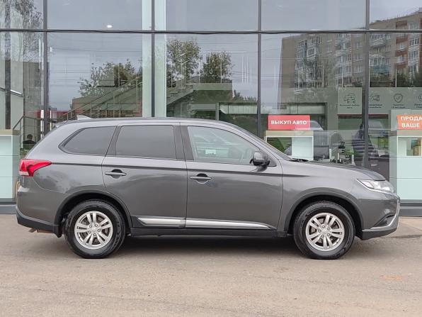 Mitsubishi Outlander III Рестайлинг 3 с пробегом 2019 года, цена 2 080 000 рублей, 132526 км, внедорожник, Автокод Объявления
