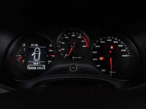 SEAT Leon II Рестайлинг с пробегом 2012 года, цена 769 000 рублей, 137218 км, хэтчбек, Автокод Объявления