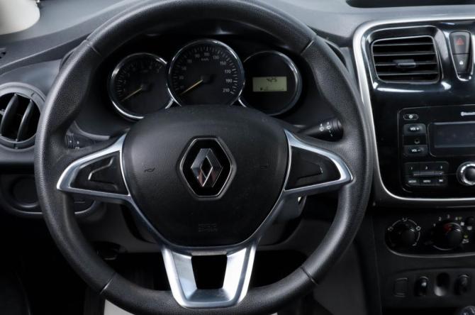 Renault Logan II Рестайлинг с пробегом 2020 года, цена 799 000 рублей, 83087 км, седан, Автокод Объявления