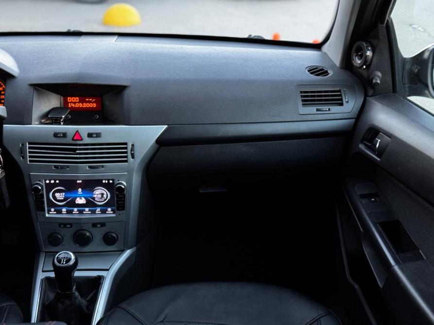Opel Astra H Рестайлинг Архангельск  - изображение 16