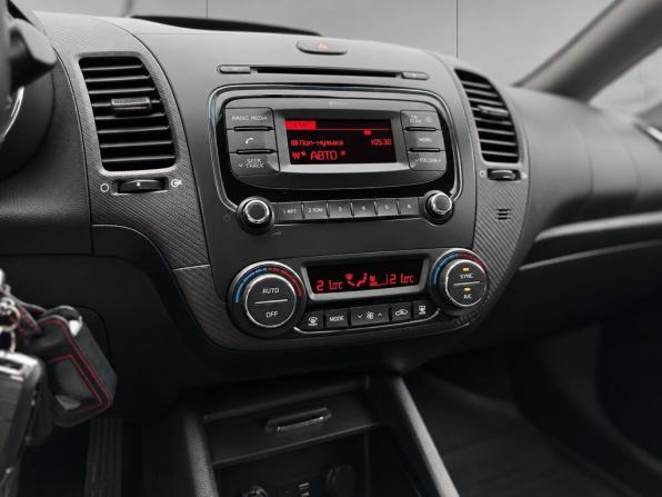 Kia Cerato III Рестайлинг (Classic) с пробегом 2019 года, цена 1 549 000 рублей, 80800 км, седан, Автокод Объявления