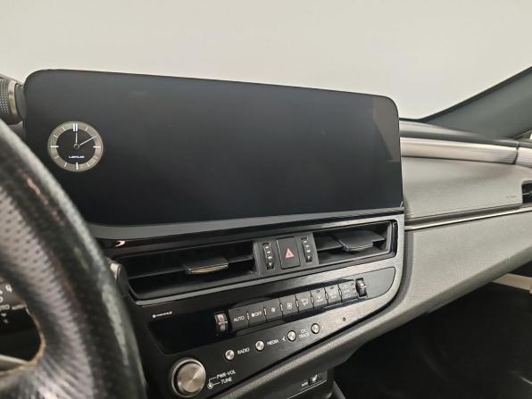 Lexus ES VII Рестайлинг с пробегом 2021 года, цена 4 329 000 рублей, 70321 км, седан, Автокод Объявления