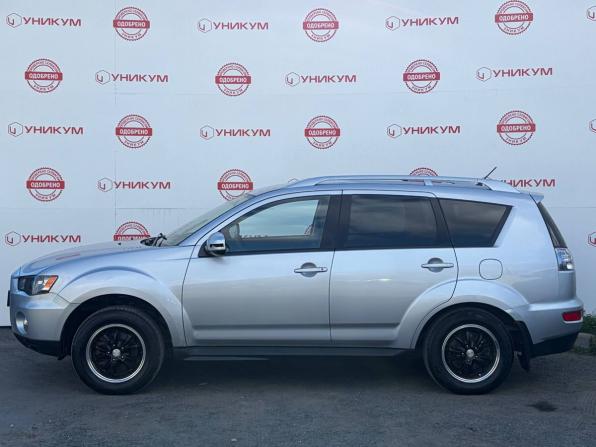 Mitsubishi Outlander II Рестайлинг с пробегом 2010 года, цена 1 049 000 рублей, 255529 км, внедорожник, Автокод Объявления