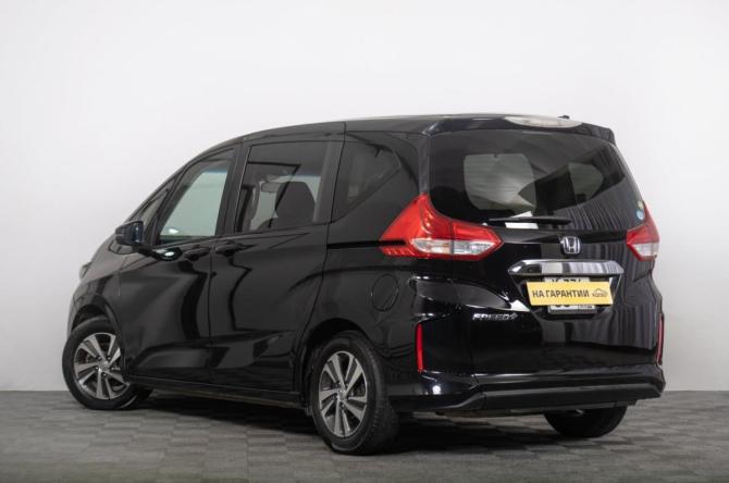 Honda Freed II с пробегом 2019 года, цена 1 669 000 рублей, 111000 км, компактвэн, Автокод Объявления