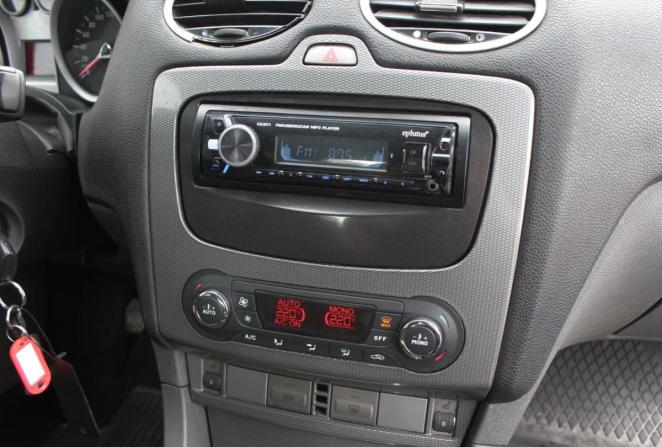 Ford Focus II Рестайлинг с пробегом 2011 года, цена 305 000 рублей, 175680 км, хэтчбек, Автокод Объявления