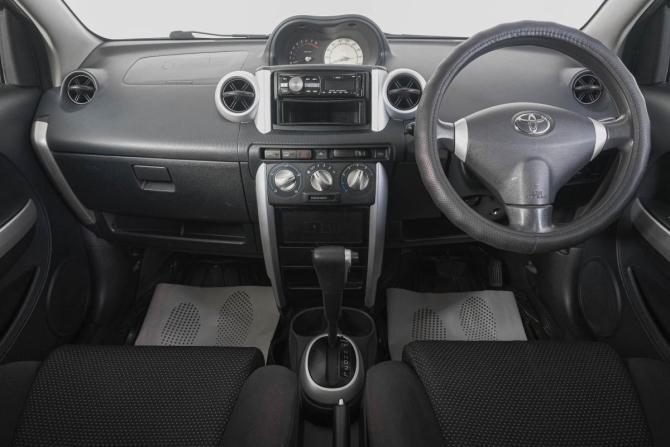 Toyota Ist I с пробегом 2003 года, цена 529 000 рублей, 228600 км, хэтчбек, Автокод Объявления