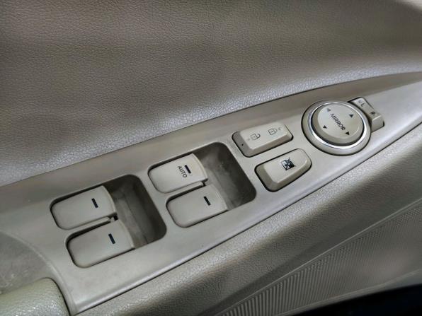 Hyundai Sonata VI (YF) с пробегом 2011 года, цена 985 000 рублей, 289780 км, седан, Автокод Объявления