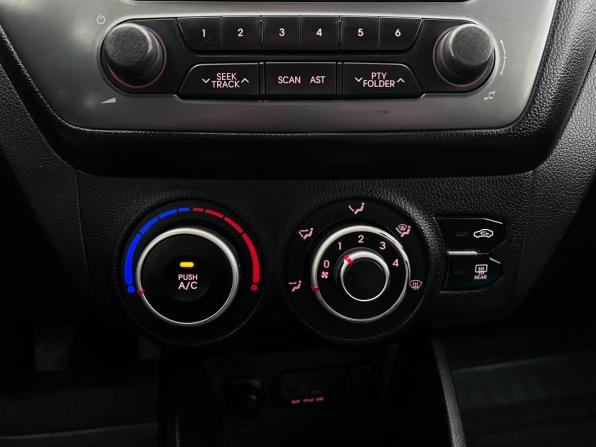 Kia Rio III с пробегом 2014 года, цена 830 000 рублей, 122342 км, седан, Автокод Объявления