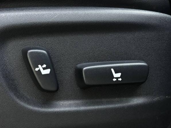Toyota Land Cruiser Prado 150 Series Рестайлинг 2 с пробегом 2019 года, цена 5 410 000 рублей, 79721 км, внедорожник, Автокод Объявления