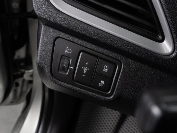Hyundai Solaris II с пробегом 2018 года, цена 1 329 000 рублей, 136325 км, седан, Автокод Объявления