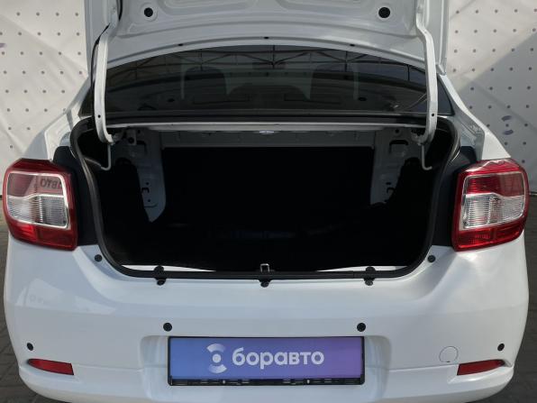 Renault Logan II с пробегом 2018 года, цена 950 000 рублей, 145389 км, седан, Автокод Объявления