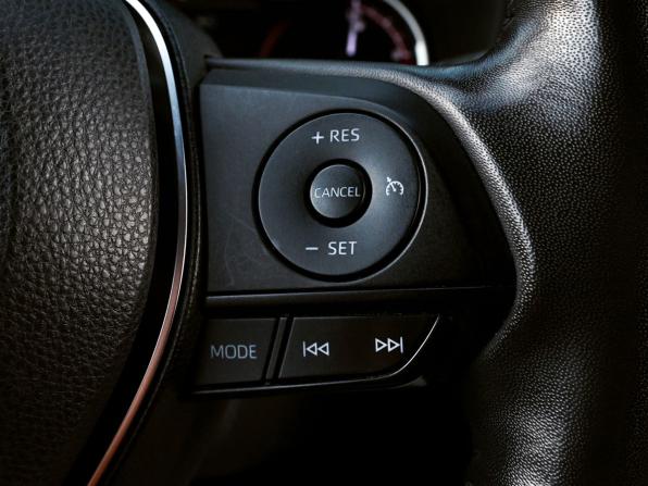 Toyota RAV4 V (XA50) с пробегом 2022 года, цена 3 950 000 рублей, 50186 км, внедорожник, Автокод Объявления