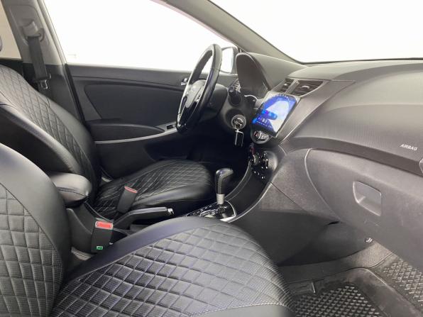 Hyundai Solaris I с пробегом 2012 года, цена 830 000 рублей, 101665 км, хэтчбек, Автокод Объявления