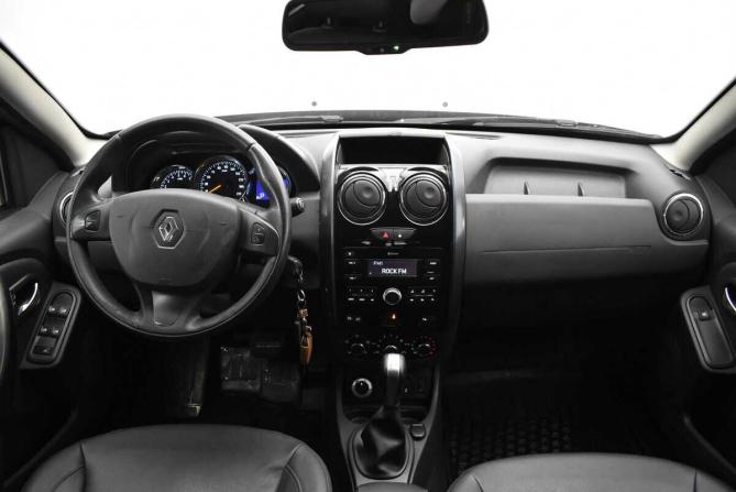 Renault Duster I Рестайлинг с пробегом 2017 года, цена 1 300 000 рублей, 104673 км, внедорожник, Автокод Объявления