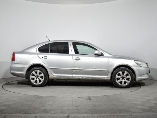 Skoda Octavia II (A5) Рестайлинг с пробегом 2011 года, цена 475 900 рублей, 351000 км, лифтбек, Автокод Объявления