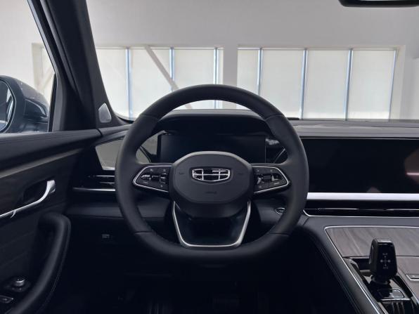 Geely Monjaro I Рестайлинг с пробегом 2026 года, цена 4 656 000 рублей, 15 км, внедорожник, Автокод Объявления