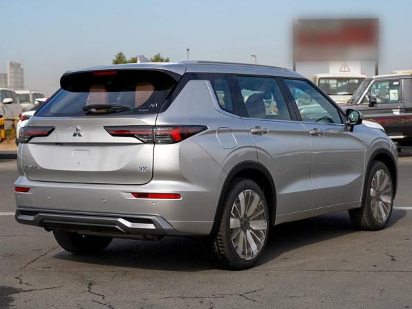 Новый Mitsubishi Outlander IV Рестайлинг 2026 года, цена 7 090 000 рублей, внедорожник, Автокод Объявления