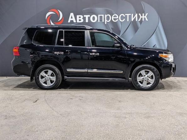 Toyota Land Cruiser 200 Series Рестайлинг 1 с пробегом 2012 года, цена 3 190 000 рублей, 391615 км, внедорожник, Автокод Объявления