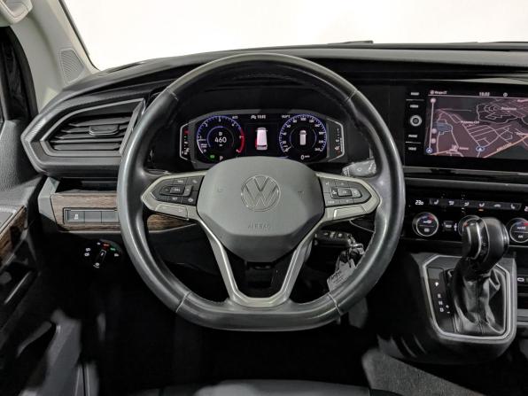Volkswagen Multivan T6 Рестайлинг с пробегом 2021 года, цена 6 360 000 рублей, 97953 км, минивэн, Автокод Объявления