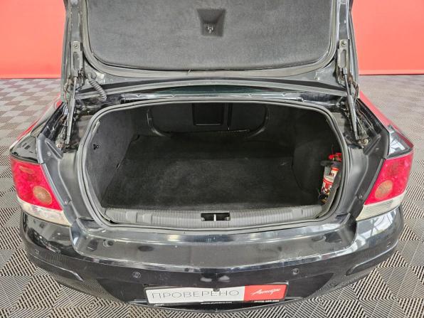 Opel Astra H Рестайлинг с пробегом 2012 года, цена 700 000 рублей, 96916 км, седан, Автокод Объявления
