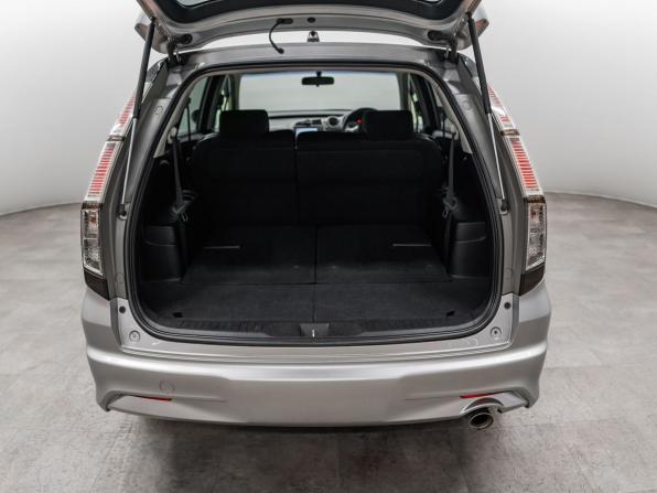 Honda Stream II Рестайлинг с пробегом 2012 года, цена 1 275 000 рублей, 94533 км, компактвэн, Автокод Объявления