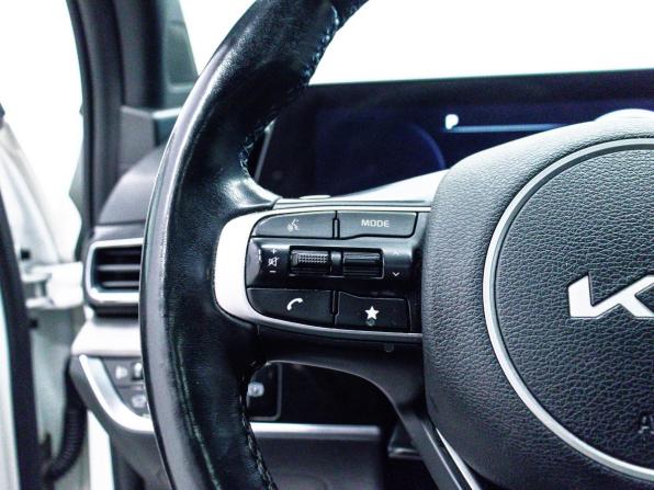 Kia Sportage V с пробегом 2022 года, цена 4 049 000 рублей, 113337 км, внедорожник, Автокод Объявления