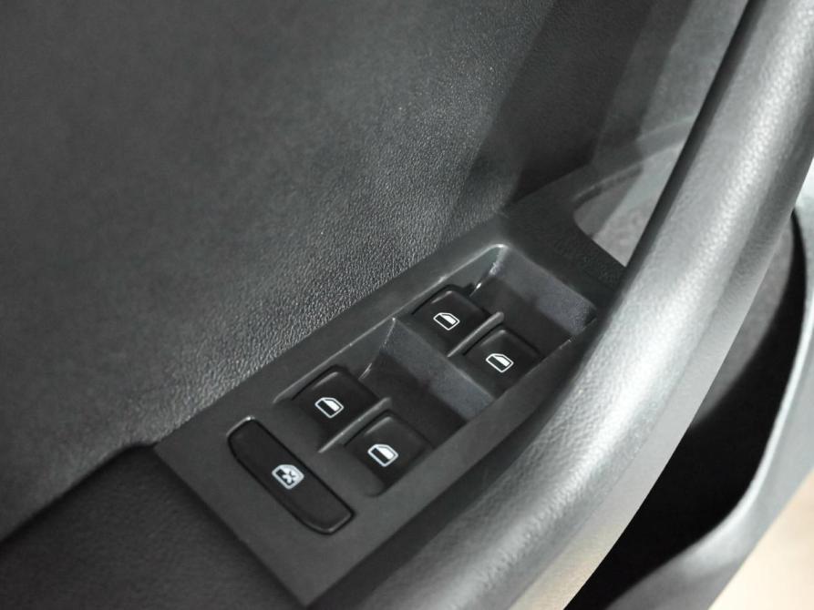 Skoda Octavia III (A7) Екатеринбург  - изображение 12