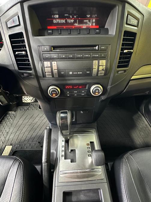 Mitsubishi Pajero IV Рестайлинг 1 Ижевск  - изображение 14